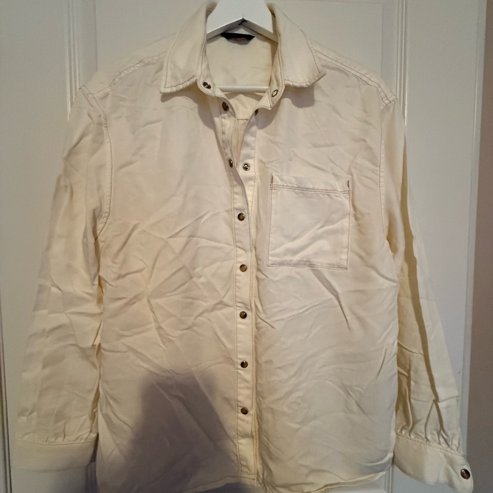 MASSIMO DUTTI size M Cream Button-Up Shirt